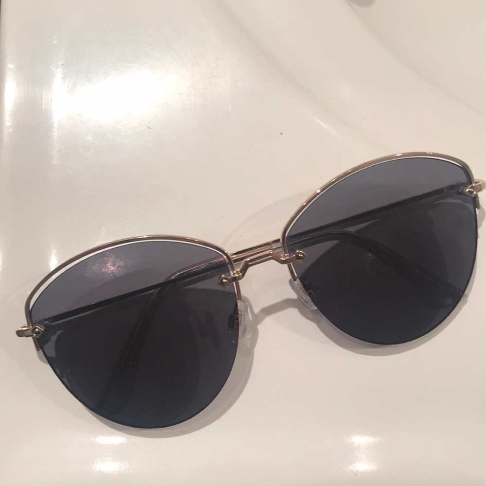 Golden Framed Sunglasses